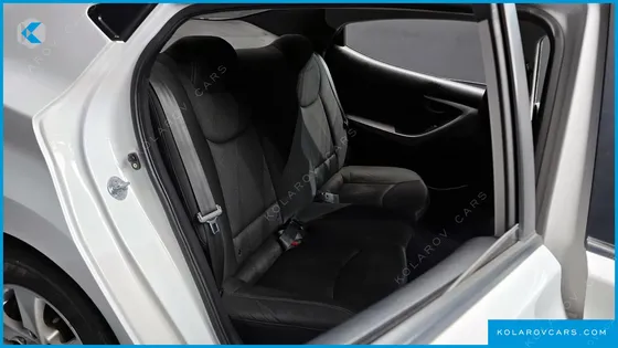 HYUNDAI ELANTRA (AVANTE) M16 GDI DELUXE