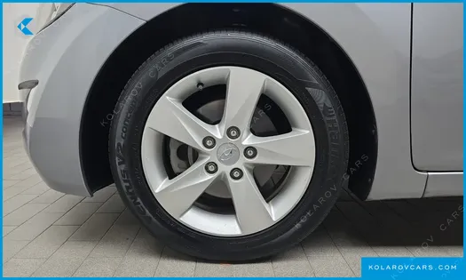 HYUNDAI ELANTRA (AVANTE) M16 GDI AVENUE