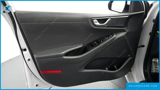 HYUNDAI IONIQ Q