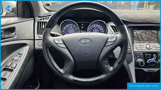 HYUNDAI SONATA LPI TOP