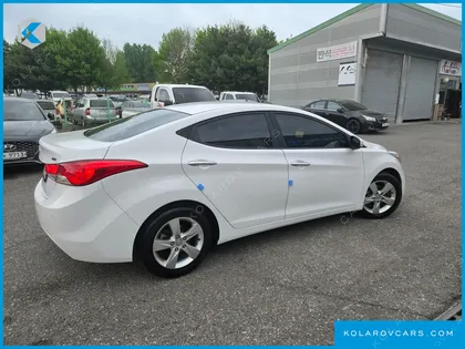 HYUNDAI ELANTRA (AVANTE) M16 GDI SMART