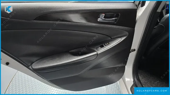 HYUNDAI SONATA PREMIER