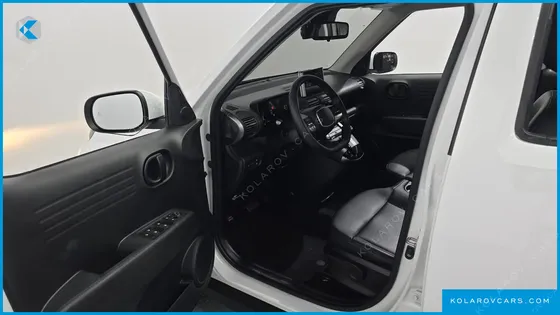 HYUNDAI CASPER THE ESSENTIAL LIGHT