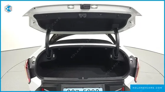 KIA EV4 STANDARD 2WD