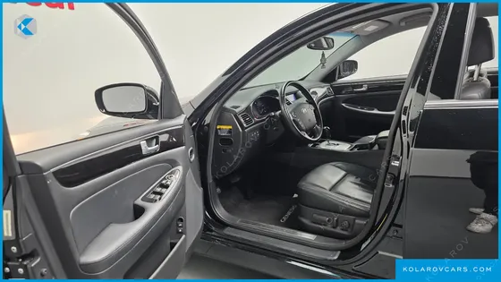 HYUNDAI GENESIS 3.8 EXPORTED