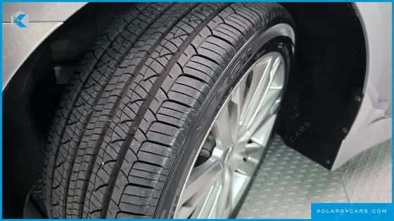 HYUNDAI GENESIS BH 330 LUXURY