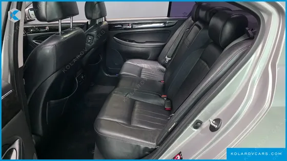 HYUNDAI GENESIS BH 330 LUXURY