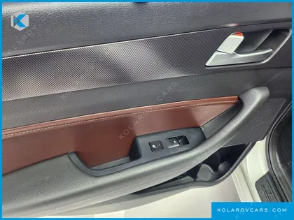 HYUNDAI SONATA 2.0 CARE+