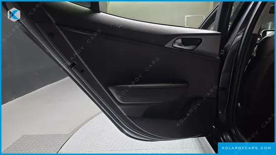 KIA STINGER 2.0 TURBO 2WD
