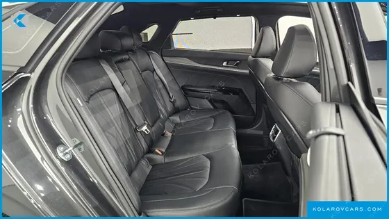 KIA K5 SIGNATURE