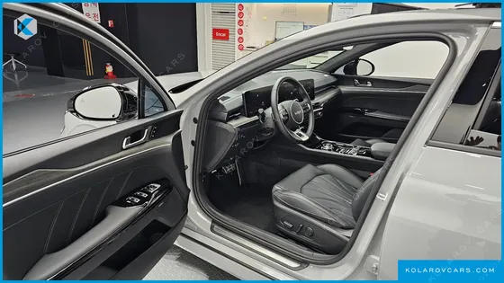 KIA K5 SIGNATURE