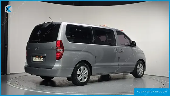 HYUNDAI STAREX URBAN 9-SEATER