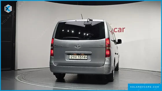 HYUNDAI STAREX URBAN 9-SEATER