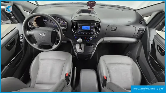 HYUNDAI STAREX URBAN 9-SEATER