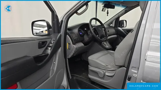 HYUNDAI STAREX URBAN 9-SEATER