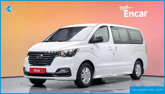 HYUNDAI STAREX VAN 5-SEATER