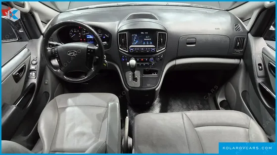 HYUNDAI STAREX WAGON 12-SEATER