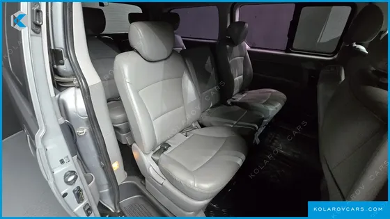 HYUNDAI STAREX WAGON 12-SEATER