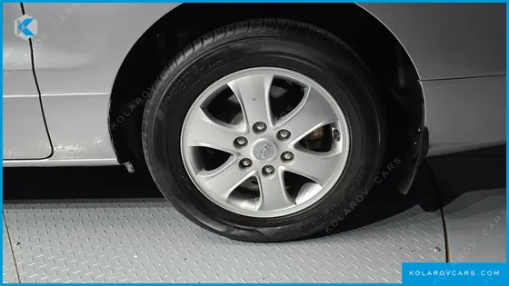 HYUNDAI STAREX WAGON 12-SEATER