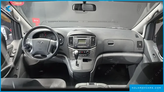 HYUNDAI STAREX VAN 3-SEATER