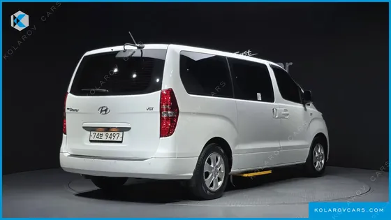 HYUNDAI STAREX WAGON 12-SEATER