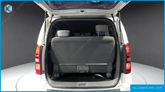 HYUNDAI STAREX WAGON 12-SEATER