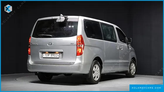 HYUNDAI STAREX 4WD WAGON 12-SEATER