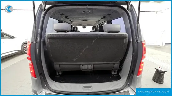 HYUNDAI STAREX 4WD WAGON 12-SEATER