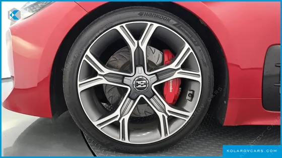 KIA STINGER 2.0 TURBO 2WD