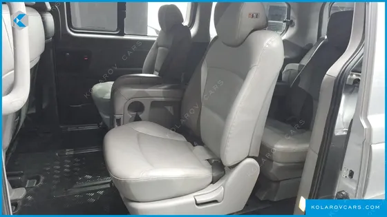 HYUNDAI STAREX WAGON 12-SEATER