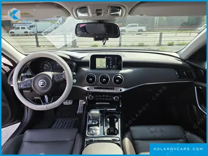 KIA STINGER 2.2 DIESEL AWD