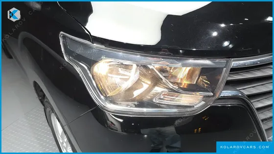 HYUNDAI STAREX VAN 3-SEATER