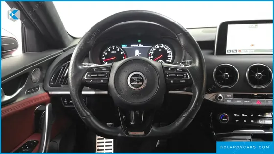 KIA STINGER 3.3 TURBO AWD