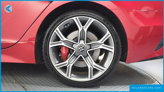 KIA STINGER 3.3 TURBO AWD