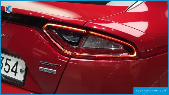KIA STINGER 3.3 TURBO AWD