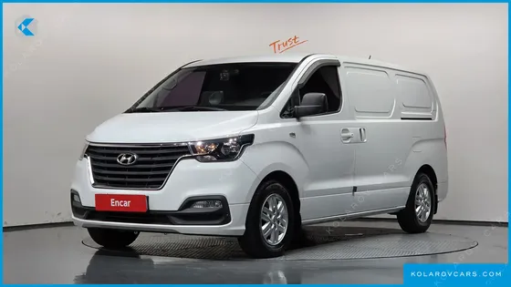 HYUNDAI STAREX VAN 3-SEATER