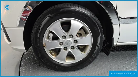 HYUNDAI STAREX WAGON 12-SEATER