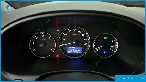 HYUNDAI STAREX WAGON 12-SEATER