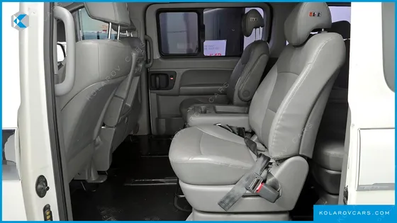 HYUNDAI STAREX WAGON 12-SEATER