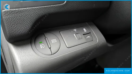 HYUNDAI STAREX WAGON 12-SEATER
