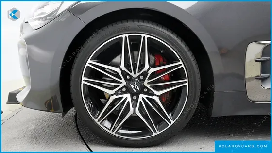 KIA STINGER 2.0 TURBO 2WD
