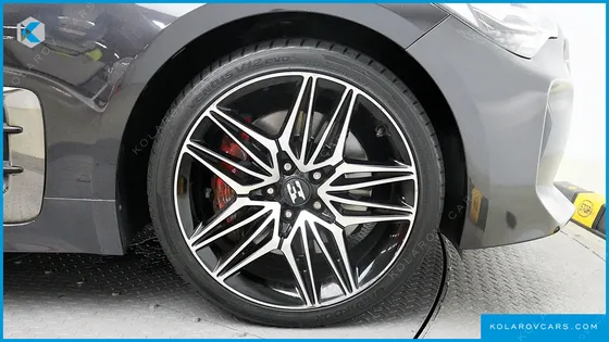 KIA STINGER 2.0 TURBO 2WD