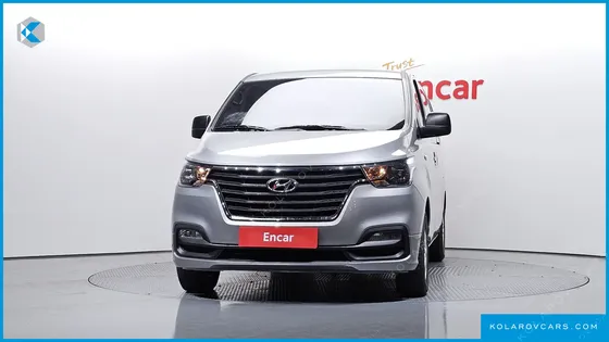 HYUNDAI STAREX VAN 5-SEATER