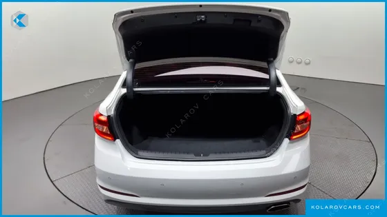 HYUNDAI SONATA 2.0 SMART