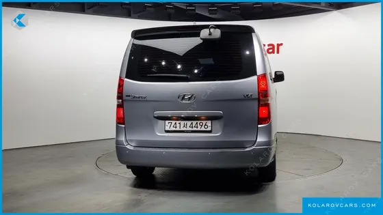 HYUNDAI STAREX WAGON 12-SEATER