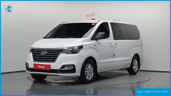 HYUNDAI STAREX VAN 5-SEATER