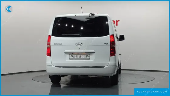 HYUNDAI STAREX VAN 5-SEATER