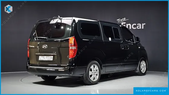 HYUNDAI STAREX URBAN 9-SEATER