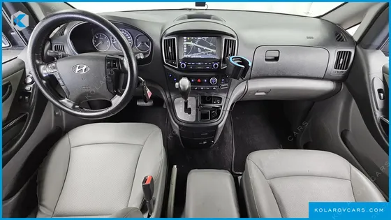 HYUNDAI STAREX URBAN 9-SEATER