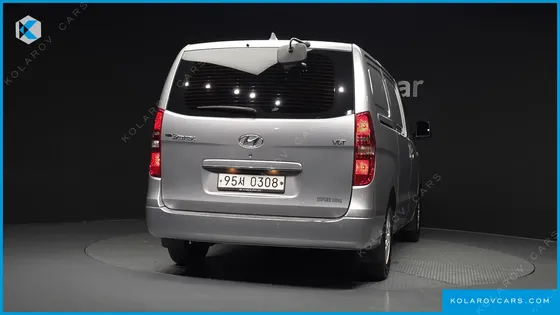 HYUNDAI STAREX VAN 3-SEATER